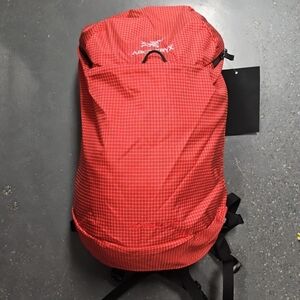 Arc'teryx konseal 15 L backpack NEW
